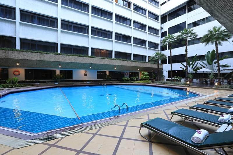 Asia Hotel Bangkok : Swimming Pool