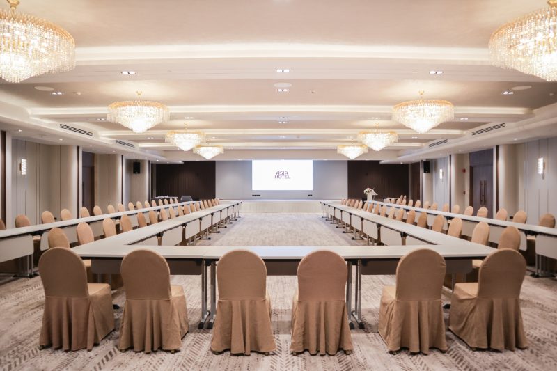 ห้องประชุม กิ่งเพชรบอลรูม