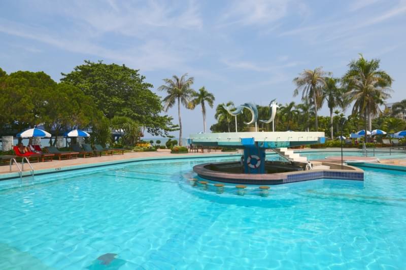Asia Pattaya Hotel : Swimming Pool