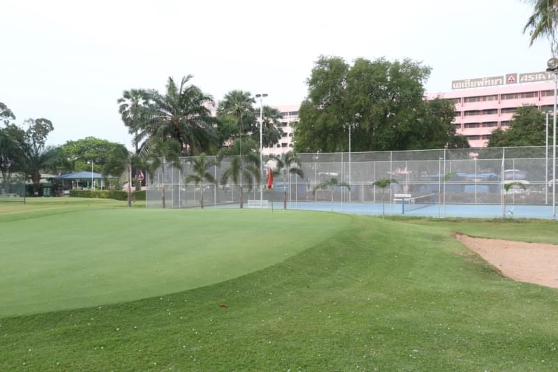 Asia Pattaya Hotel : Golf Course
