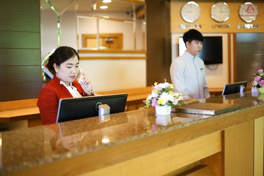 Asia Airport Hotel : แผนกต้อนรับ