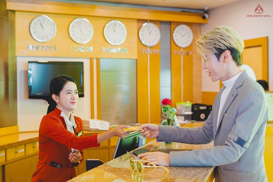 Asia Airport Hotel : แผนกต้อนรับ
