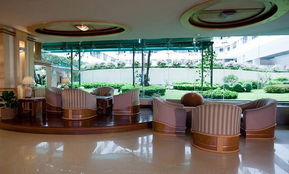 Asia Airport Hotel : Lobby Bar