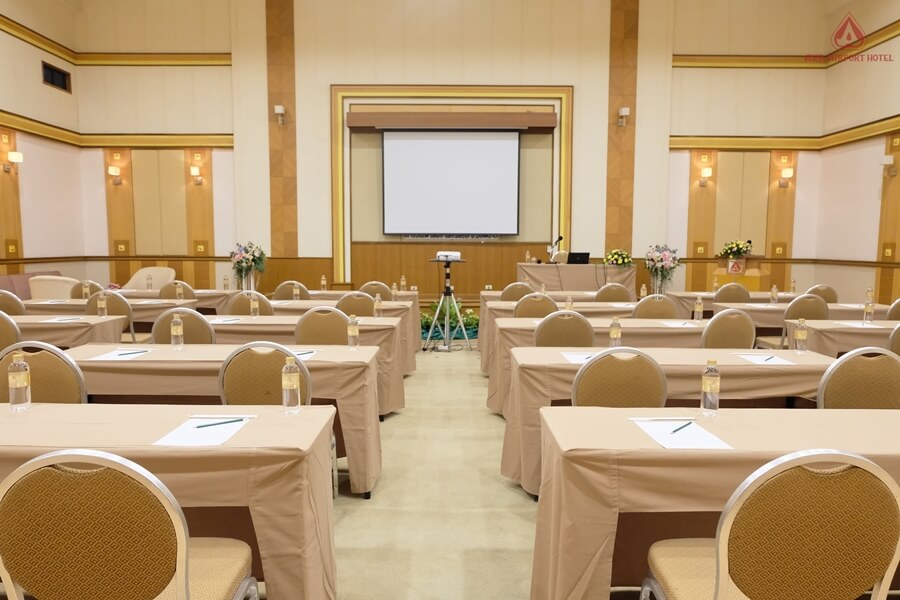 Asia Airport Hotel : ห้องประชุม บุษบา