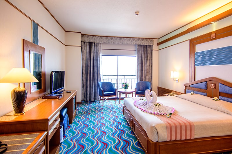 Asia Cha Am Hotel : Premier Room (Main Building)