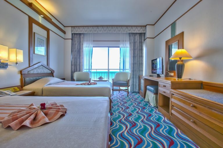 Asia Cha Am Hotel : Superior Room