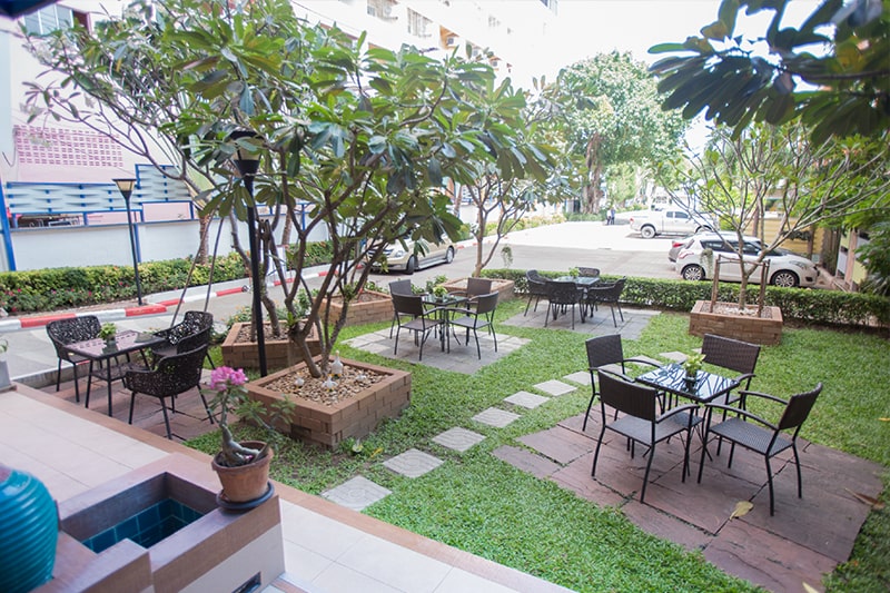 Asia Cha Am Hotel : THE TERRACE ( Located at Lobby area )