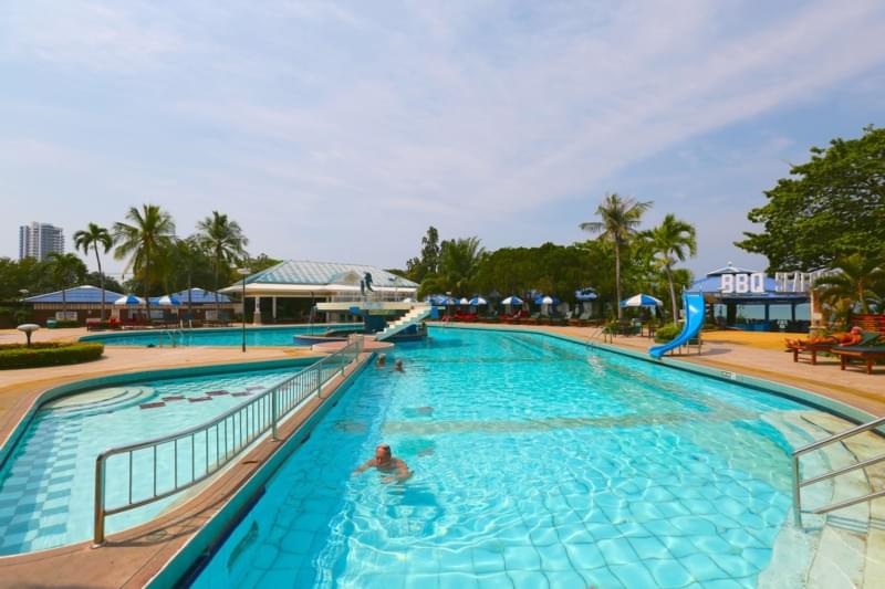 Asia Pattaya Hotel : Swimming Pool