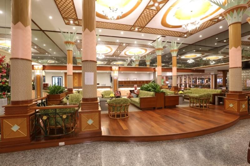 Asia Pattaya Hotel : The Den Lobby Bar