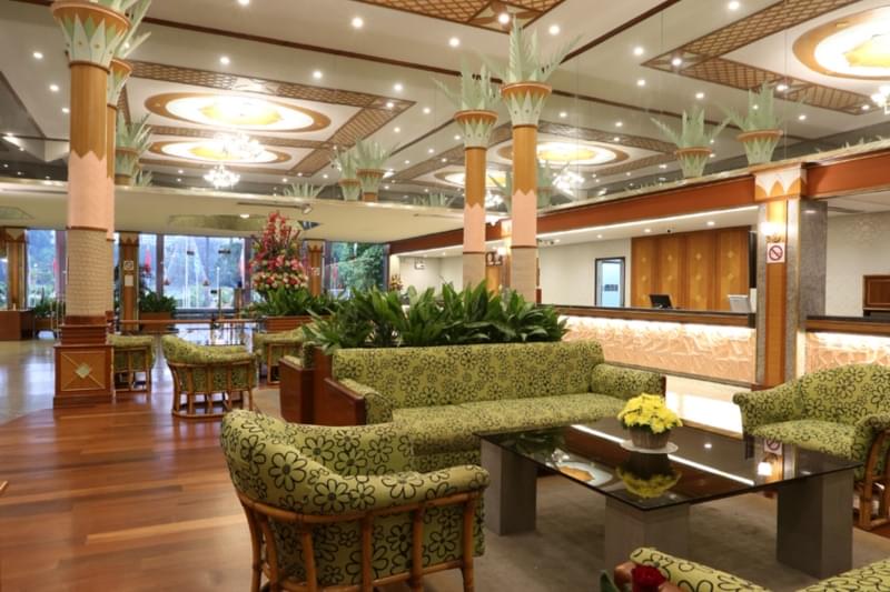 Asia Pattaya Hotel : The Den Lobby Bar