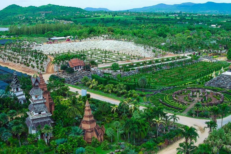 Asia Pattaya Hotel : NongNooch Garden