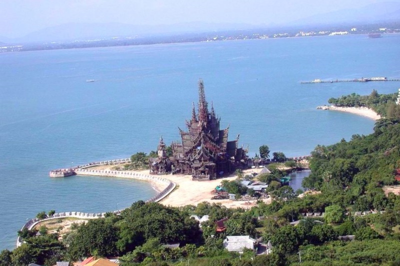 Asia Pattaya Hotel : The Sanctuary of Truth